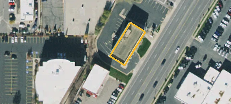 1065 Main St