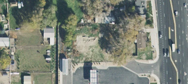 13906 Redwood Rd