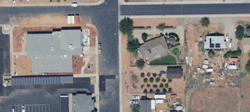 341 Sunland Dr