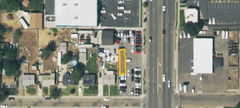 555 Main St