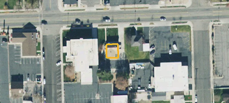 136 Main St
