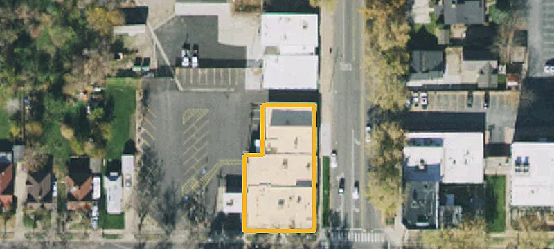 23 Main St