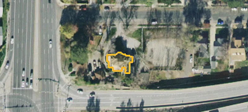 720 Ashton Ave