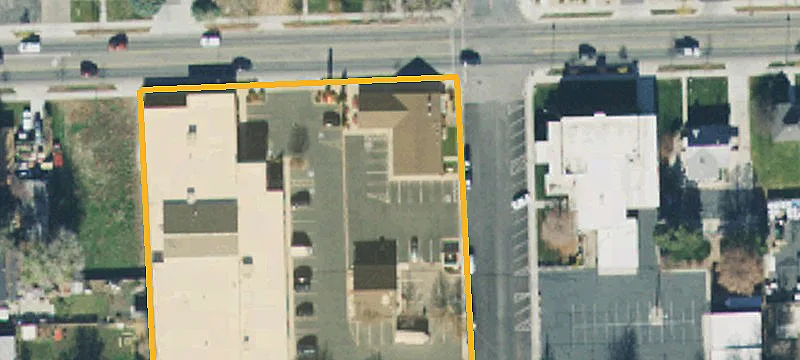 90 Main St