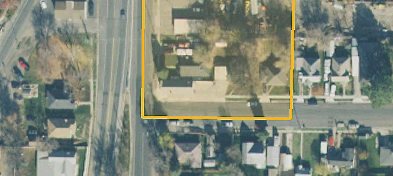 699 Main St