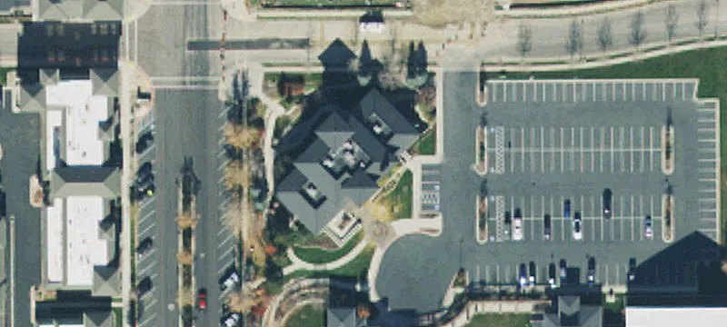 3340 Ctr St