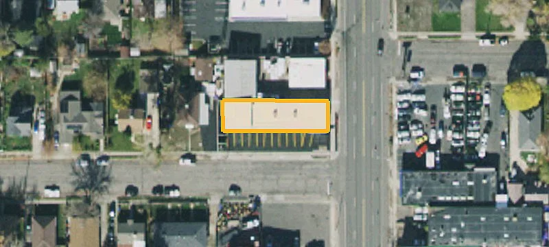 2780 Main St
