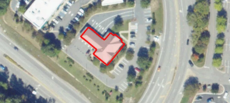 820 Rochambeau Dr