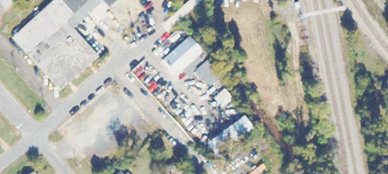 207 Thompson Ave