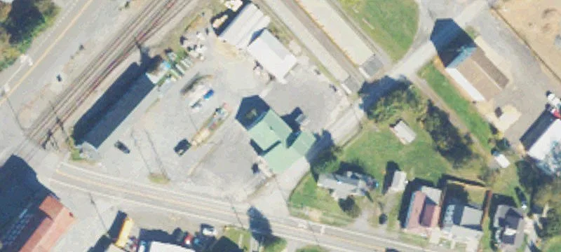 402 Main St