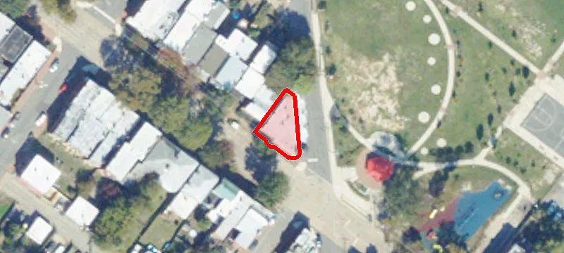 300 Clay St