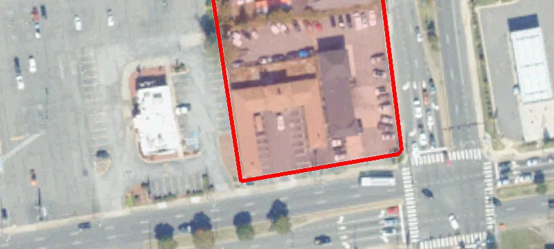 1002 Azalea Ave