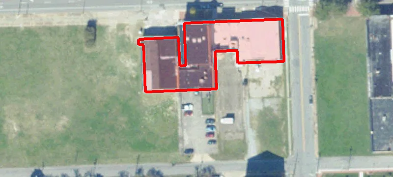 915 High St