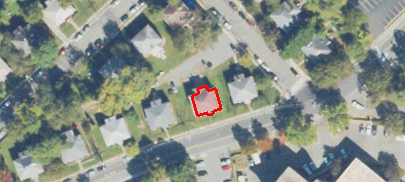302 Maple Ave