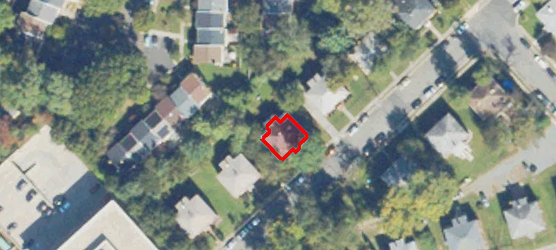308 Shirley St