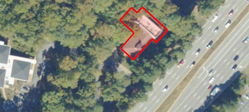 5000 Vlg Grn Dr