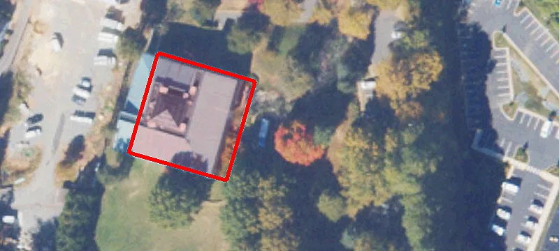 2421 Ivy Rd