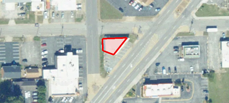 900 Airline Blvd