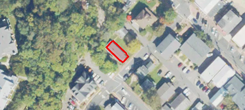 204 Ellicott St