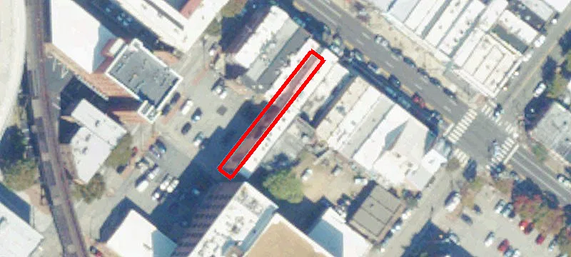 1713 Main St