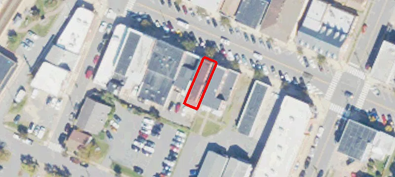 320 Potomac Ave