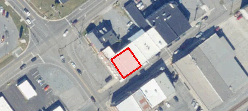 123 Main St