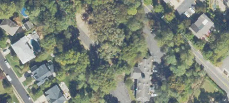 330 Ctr N St