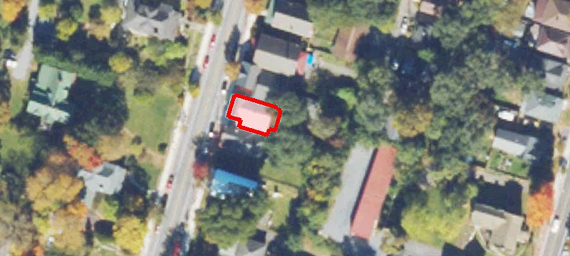 422 Braddock St