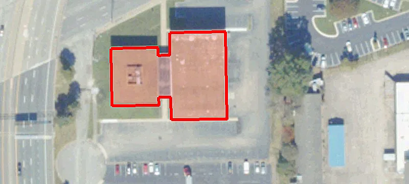 2113 Loumour Ave