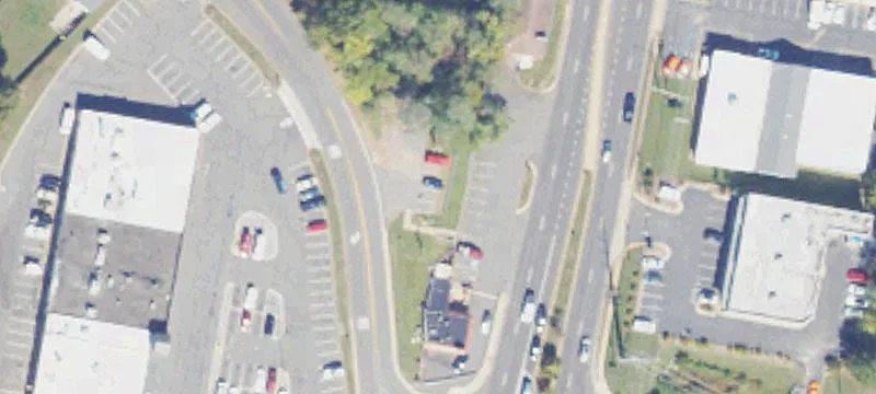 8390 Centreville Rd