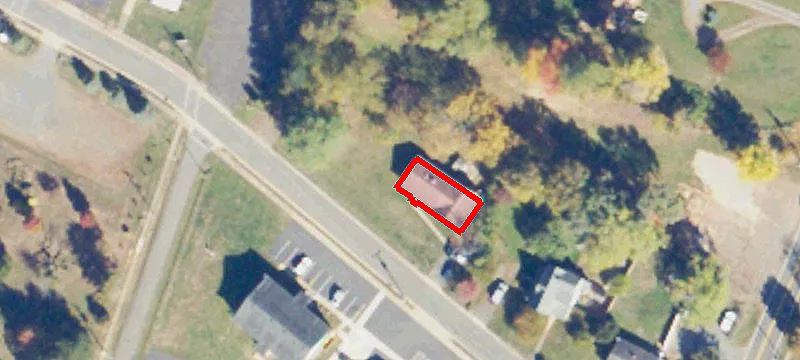 105 Bowen St