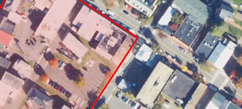 58 Main St