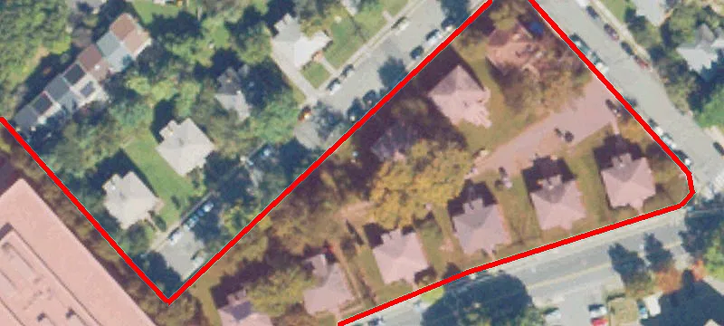 307 Shirley St