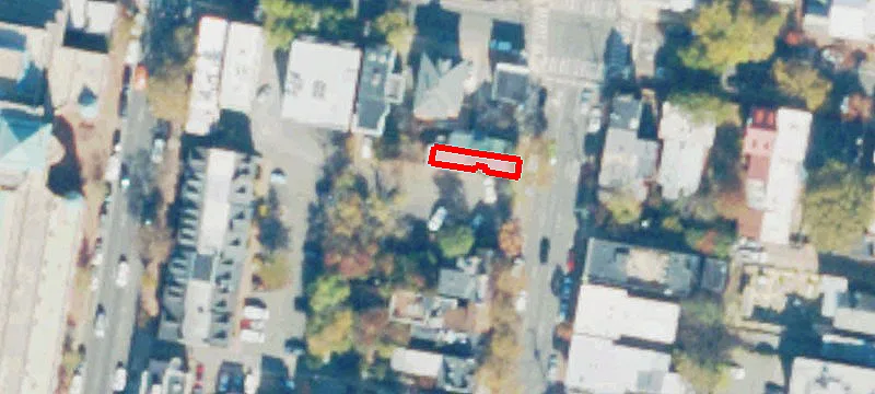 122 Patrick St