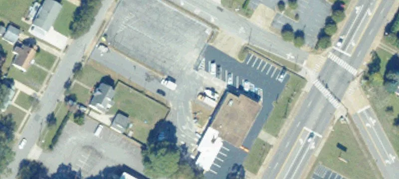 2400 Airline Blvd