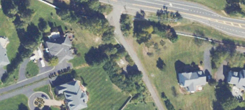 11013 Oakton Rd