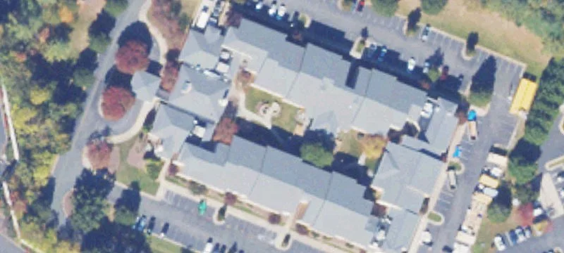 638 Hillsdale Dr
