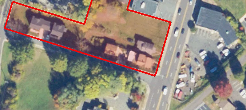 1214 Main St