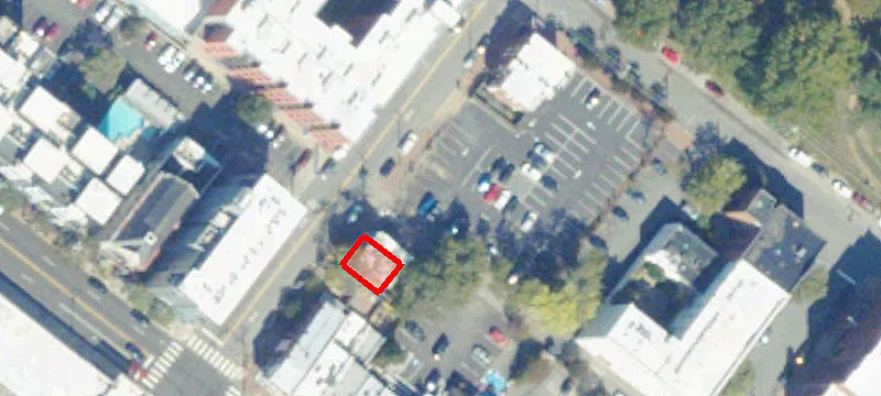 13 21st St