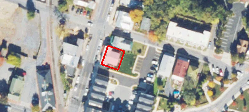 210 Kent St
