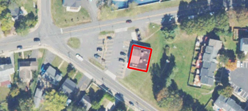 8211 Old Centreville Rd