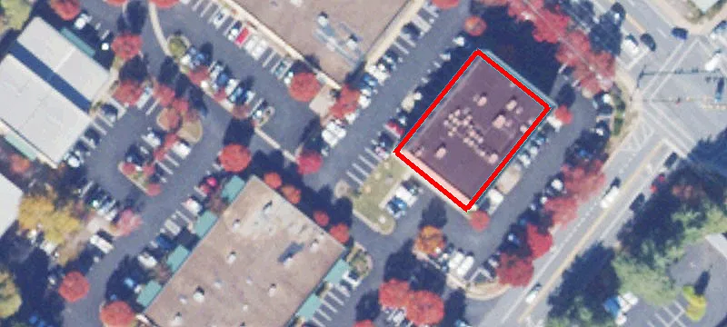 672 Berkmar Cir