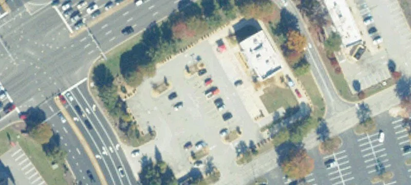 5009 Victory Blvd