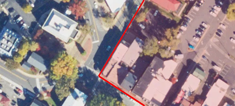 7 Main St