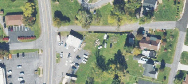 4897 Vly Pike