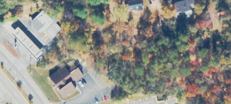 300 Jamie Ln
