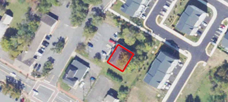 6735 Hunting Path Rd