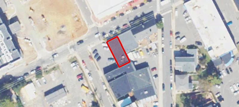 608 William St