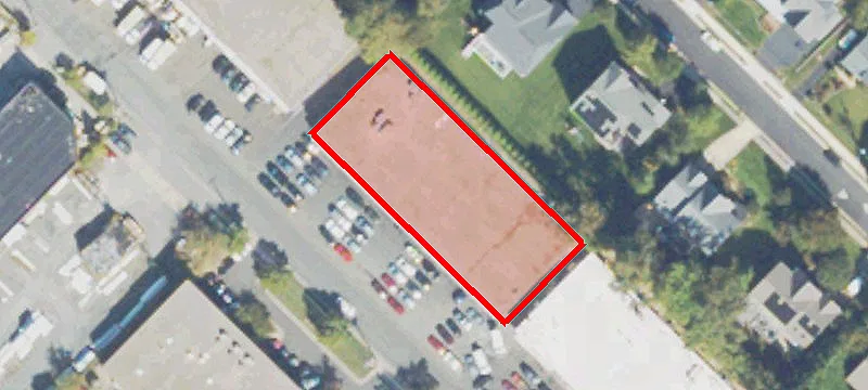 319 Ml NE St