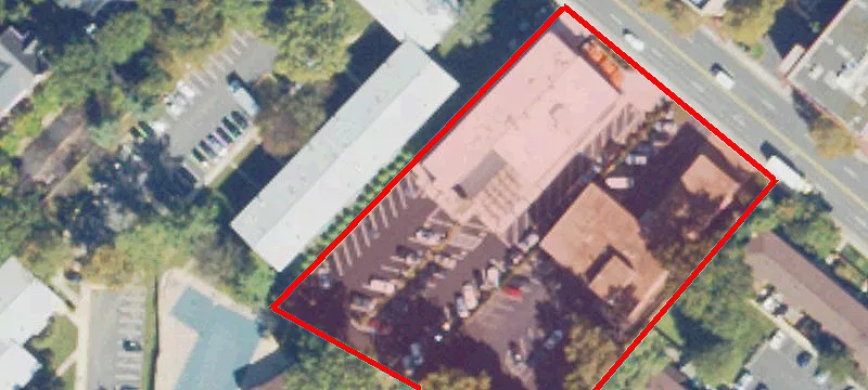 421 Broad St